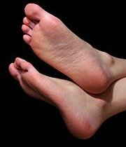 Energy Healing for Feet: Techniques for Your Trotters